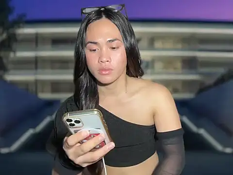 Hotcumbb28 online show from February 2026 10:16:01 AM