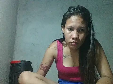 Snapshot of yummy_pilipina26 chatting on May 2026 01:52:02 PM yummy pilipina26 online show from May 2026 01:52:02 PM