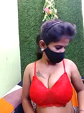 Tinaa baby online show from April 2026 06:33:02 PM