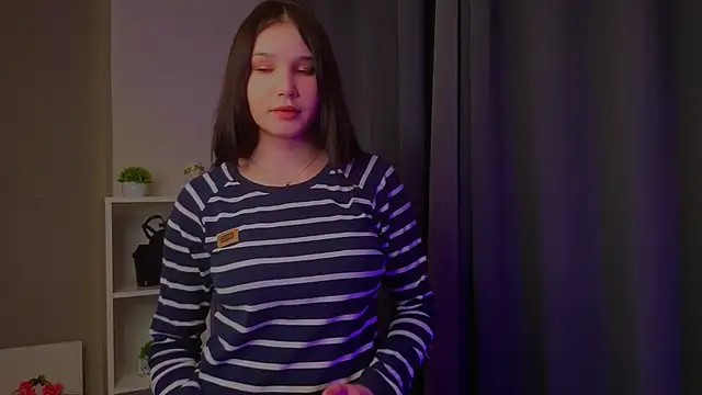 EnidRitzel online show from March 2026 07:10:02 PM