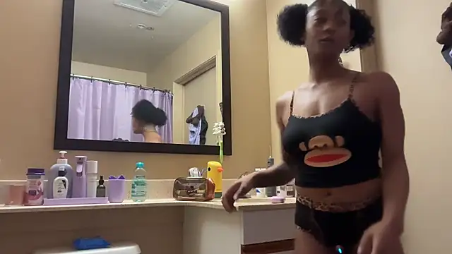 OopsItsLexxa online show from June 2026 01:08:02 AM