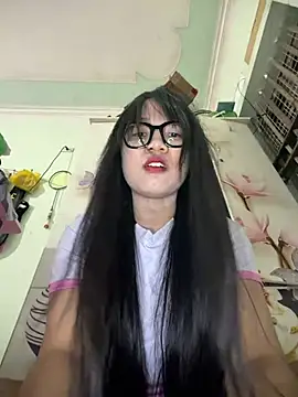 Leeeeiu online show from July 2026 03:21:02 PM
