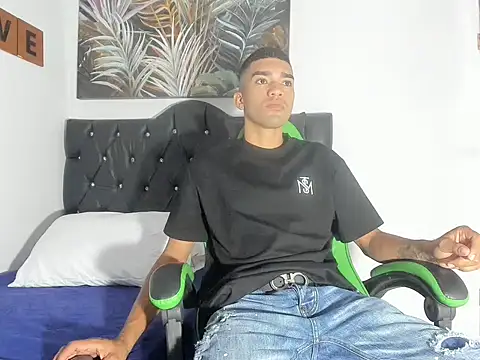 Snapshot of mauricio_smiith chatting on March 2026 02:14:02 AM mauricio smiith online show from March 2026 02:14:02 AM