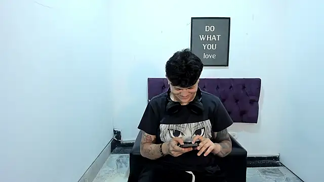 TomBoy Natali online show from March 2026 07:13:02 PM