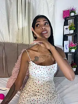 Snapshot of Antonella-smitt chatting on June 2026 12:10:02 PM Antonella-smitt online show from June 2026 12:10:02 PM