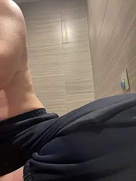 Malyssa-zz online show from March 2026 05:03:02 AM