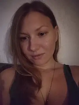 August Shine online show from May 2026 06:16:01 PM