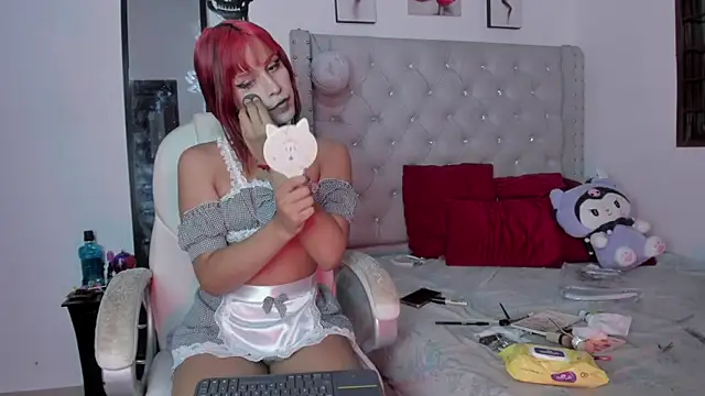 Snapshot of Shadow_Queen666 chatting on April 2026 03:12:02 AM Shadow Queen666 online show from April 2026 03:12:02 AM