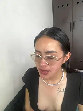 Anni Rose online show from March 2026 12:19:01 PM