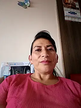 Lucia Rios online show from March 2026 10:57:01 PM