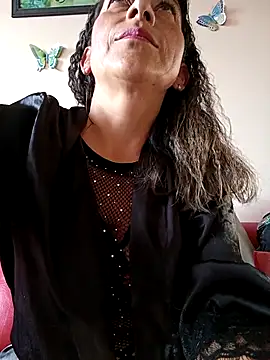 Lucia Rios online show from April 2026 10:33:01 PM