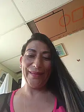 Lucia Rios online show from June 2026 10:43:01 PM
