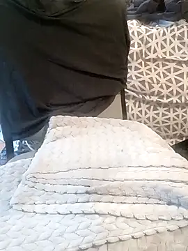 p13guy42 online show from April 2026 06:16:02 PM