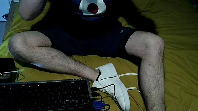 Snapshot of dpr100z chatting on March 2026 01:00:01 AM dpr100z online show from March 2026 01:00:01 AM