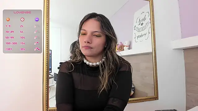 EmmaSanchez  online show from April 2026 08:48:02 PM