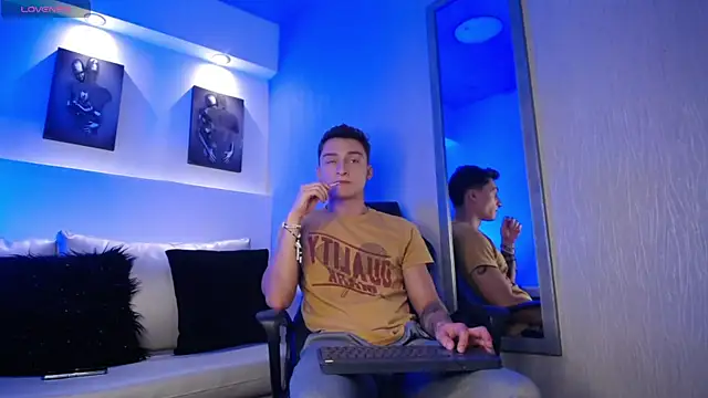 DIEGO JONES online show from March 2026 01:22:01 PM