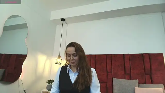 Snapshot of _Monaliza_ chatting on July 2026 12:51:02 PM Monaliza online show from July 2026 12:51:02 PM