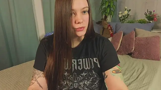 SauvageBirdy online show from March 2026 02:19:01 PM