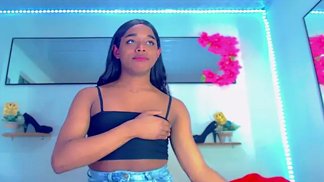 Nashla D - online show from April 2026 10:32:02 PM