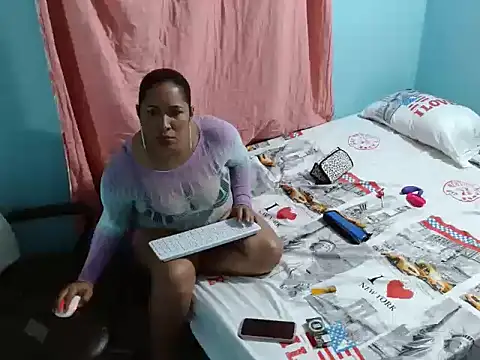 Snapshot of RenataGrimaldi chatting on March 2026 02:23:02 PM RenataGrimaldi online show from March 2026 02:23:02 PM