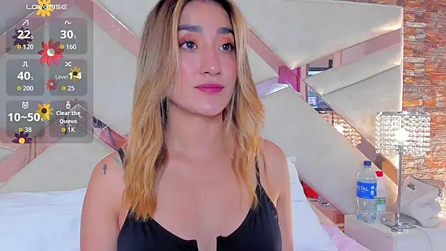 lucy davies online show from June 2026 12:06:01 PM