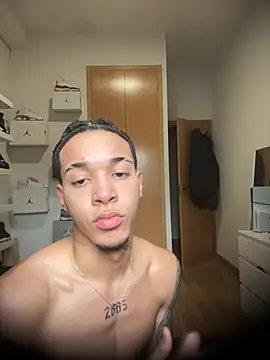 Snapshot of 1lwkey chatting on March 2026 01:28:01 PM 1lwkey online show from March 2026 01:28:01 PM