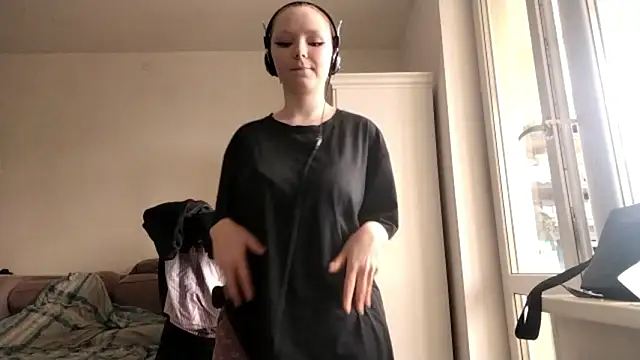 velyraxis online show from March 2026 01:06:01 PM