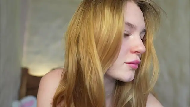 cyberl0ve  online show from March 2026 01:55:01 PM