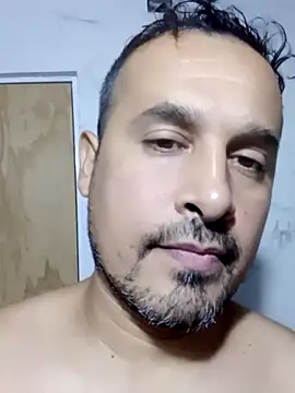 Ezehombre online show from April 2026 05:42:02 PM