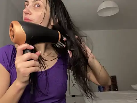 Ellamay06 online show from March 2026 05:56:01 PM