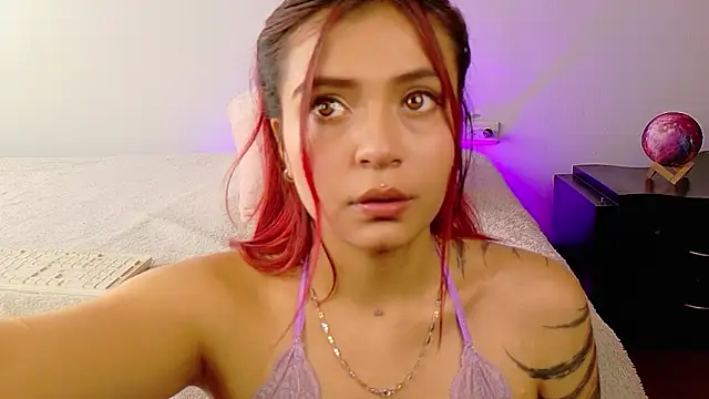 Snapshot of Sophie_Evanns_ chatting on March 2026 06:02:02 PM Sophie Evanns online show from March 2026 06:02:02 PM