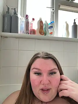 BeeMay22 online show from March 2026 09:36:02 AM