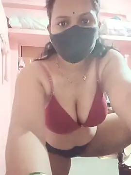 Miss-Dolly07 online show from June 2026 06:32:01 PM