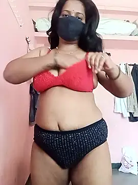 Miss-Dolly07 online show from June 2026 10:19:02 AM