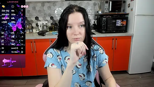 Snapshot of Mary_Blu chatting on January 2025 07:58:02 PM Mary Blu online show from January 2025 07:58:02 PM