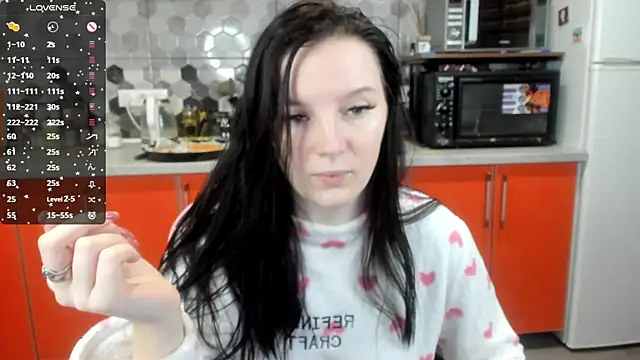 Snapshot of Mary_Blu chatting on January 2025 11:21:02 PM Mary Blu online show from January 2025 11:21:02 PM