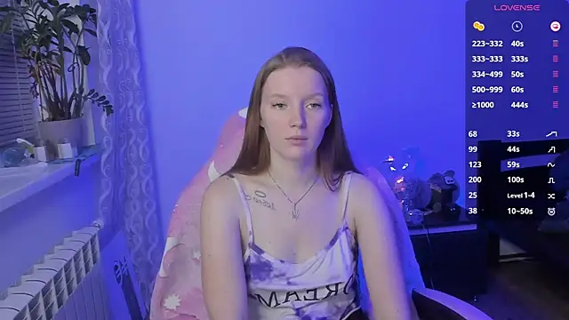 Snapshot of Mary_Blu chatting on November 2025 03:22:02 PM Mary Blu online show from November 2025 03:22:02 PM