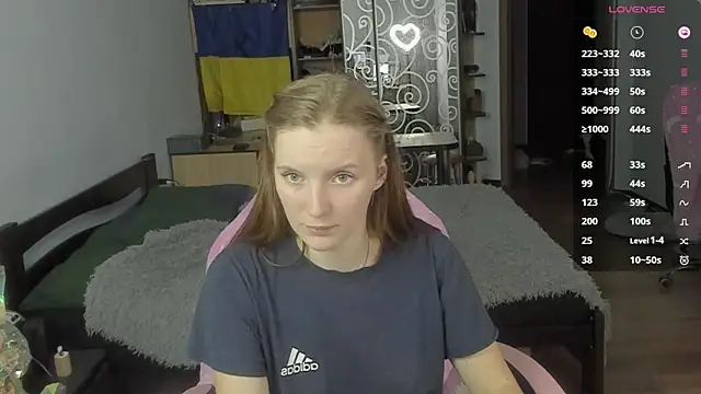 Snapshot of Mary_Blu chatting on November 2025 10:31:02 PM Mary Blu online show from November 2025 10:31:02 PM