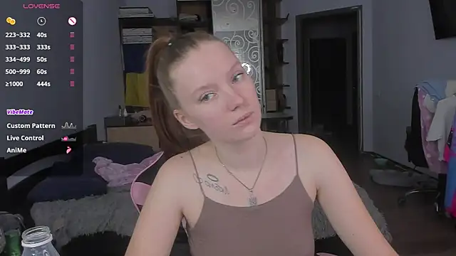 Snapshot of Mary_Blu chatting on November 2025 11:14:01 AM Mary Blu online show from November 2025 11:14:01 AM