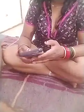 Snapshot of kavita-bhabhi-chut chatting on March 2026 11:21:01 AM kavita-bhabhi-chut online show from March 2026 11:21:01 AM