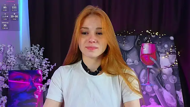 Snapshot of AmyLindsey chatting on May 2026 06:43:01 AM AmyLindsey online show from May 2026 06:43:01 AM