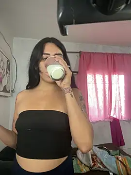 MilagrosAline online show from April 2026 05:43:02 PM