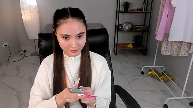 Irine Forward online show from March 2026 01:48:02 PM