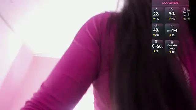 Emily Roussee online show from April 2026 11:31:01 AM