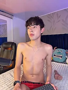 MatthewMoore  online show from March 2026 11:54:02 PM