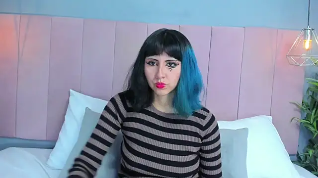 KleoLennox online show from March 2026 02:44:01 PM