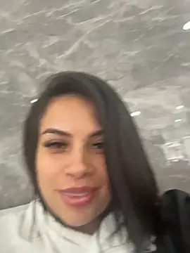 AriannaSmyth online show from May 2026 04:04:01 PM