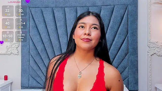 Leandra-Johnson online show from April 2026 01:41:01 PM