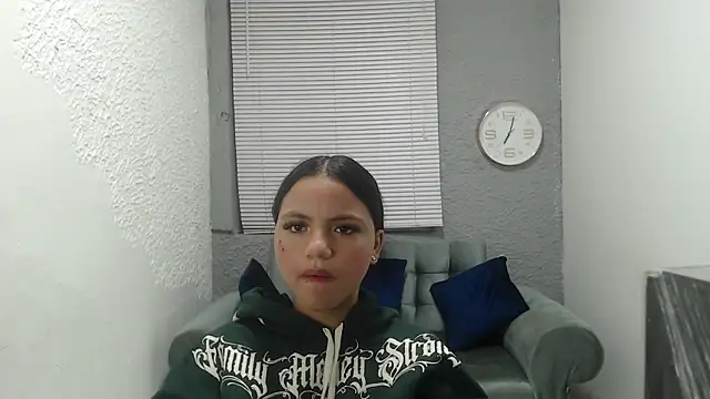 kimmyfuckass online show from April 2026 01:41:02 PM