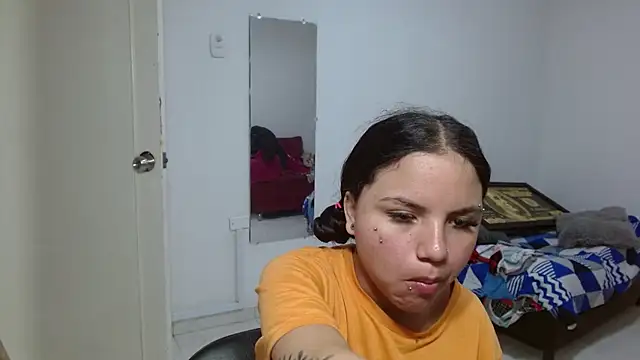 Snapshot of kimmyfuckass chatting on July 2026 12:22:01 PM kimmyfuckass online show from July 2026 12:22:01 PM